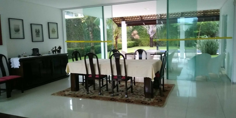 Imagem Sobrado com 4 Quartos à Venda,  em De Lourdes - Fortaleza