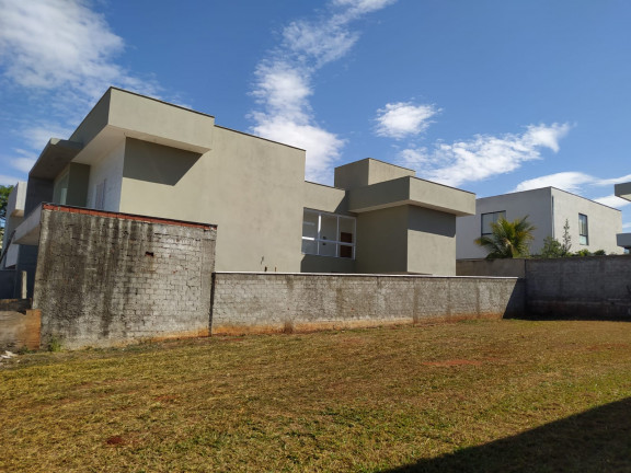 Imagem Sobrado com 5 Quartos à Venda, 273 m² em Residencial Goiânia Golfe Clube - Goiânia Imagem Sobrado com 5 Quartos à Venda, 273 m² em Residencial Goiânia Golfe Clube - Goiânia