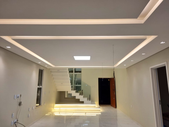 Imagem Casa com 4 Quartos à Venda, 250 m² em Coité - eusébio
