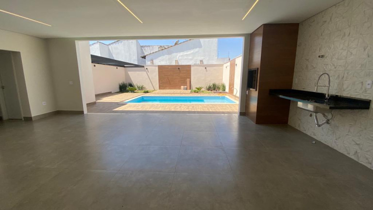 Imagem Casa de Condomínio com 4 Quartos à Venda,  em Setor Habitacional Vicente Pires - Brasília