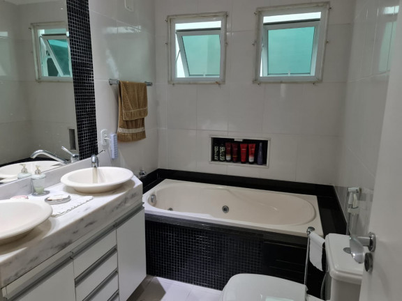 Imagem Casa com 3 Quartos à Venda, 220 m² em Camboinhas - Niterói Imagem Casa com 3 Quartos à Venda, 220 m² em Camboinhas - Niterói