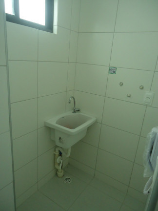Imagem Apartamento com 2 Quartos para Alugar,  em Torre - Recife