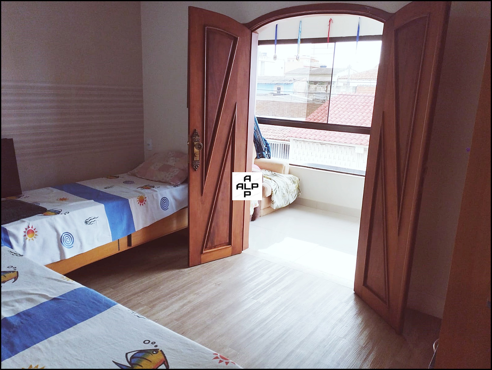 Imagem Sobrado com 4 Quartos à Venda, 250 m²em Taguatinga Sul (Taguatinga) - Brasília