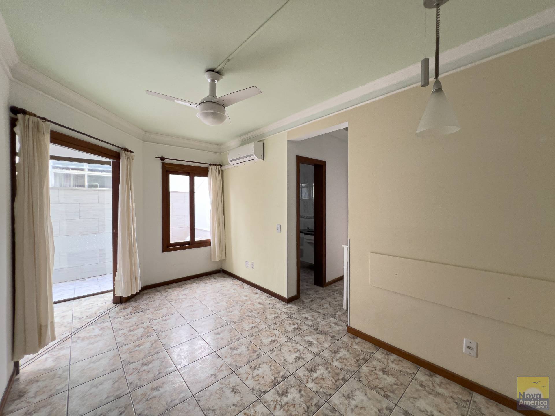 Imagem Apartamento com 1 Quarto à Venda, 42 m²em Zona Nova - Capão da Canoa Imagem Apartamento com 1 Quarto à Venda, 42 m²em Zona Nova - Capão da Canoa