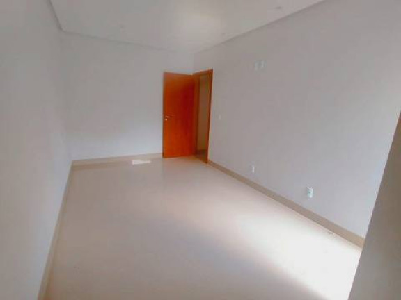 Imagem Casa com 3 Quartos à Venda, 123 m² em Setor Faiçalville - Goiânia Imagem Casa com 3 Quartos à Venda, 123 m² em Setor Faiçalville - Goiânia