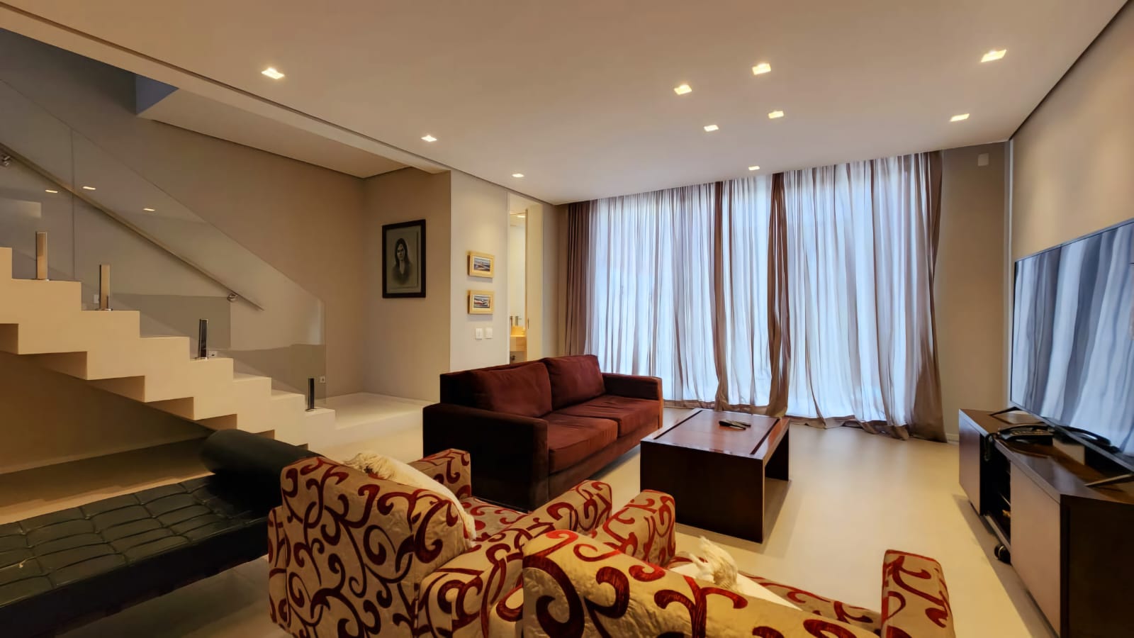 Imagem Casa com 4 Quartos à Venda, 370 m²em Ponta da Praia - Santos