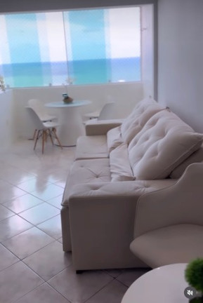 Imagem Apartamento com 4 Quartos à Venda, 97 m² em Candeias - Jaboatão dos Guararapes Imagem Apartamento com 4 Quartos à Venda, 97 m² em Candeias - Jaboatão dos Guararapes