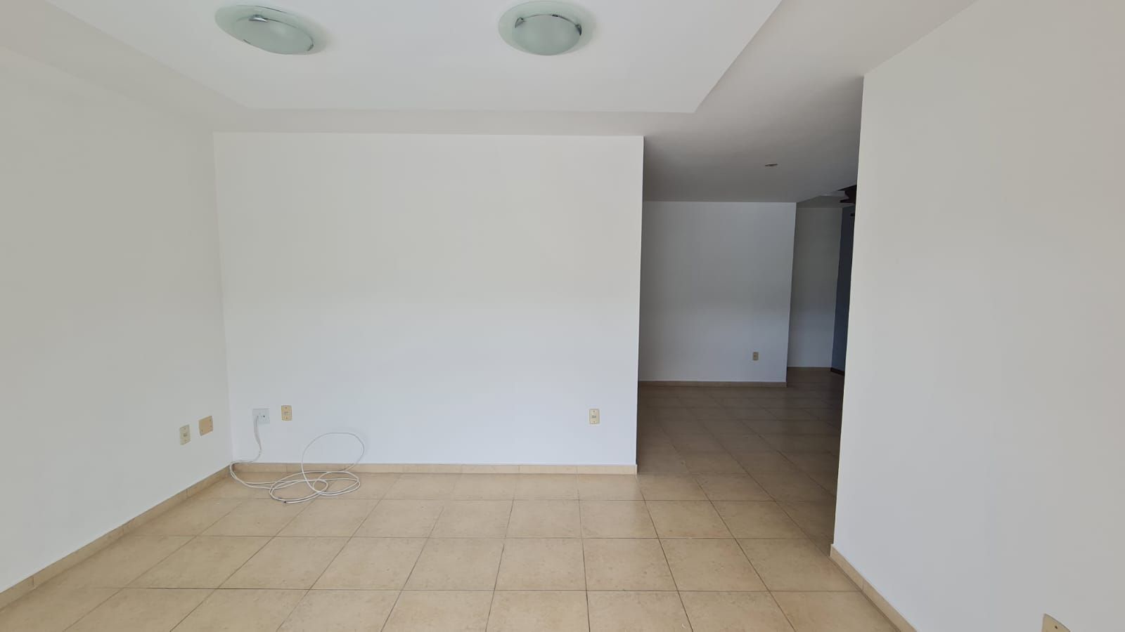 Imagem Casa com 3 Quartos à Venda, 250 m²em Serra Grande - Niterói Imagem Casa com 3 Quartos à Venda, 250 m²em Serra Grande - Niterói