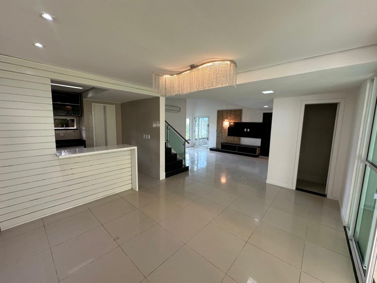 Imagem Casa de Condomínio com 4 Quartos à Venda, 353 m²em Pires Façanha - Eusébio