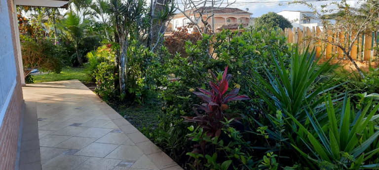 Imagem Casa com 5 Quartos à Venda, 183 m² em Centro - Itanhaém