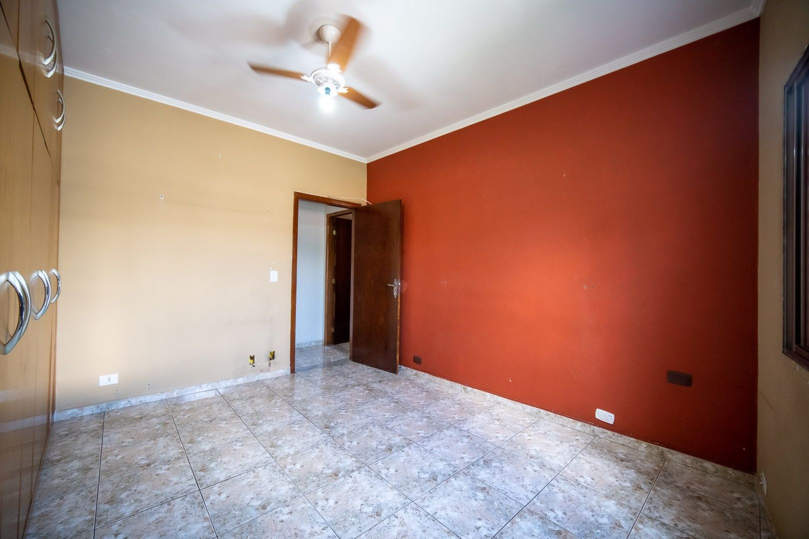 Imagem Casa com 4 Quartos à Venda, 176 m² em Jardim Elvira - Osasco Imagem Casa com 4 Quartos à Venda, 176 m² em Jardim Elvira - Osasco