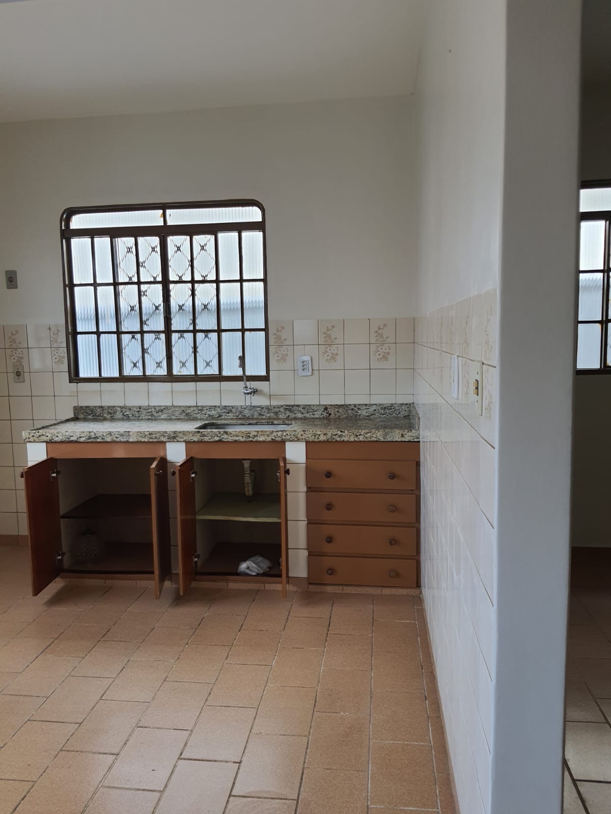 Imagem Casa com 3 Quartos à Venda, 188 m² em Setor União - Goiânia Imagem Casa com 3 Quartos à Venda, 188 m² em Setor União - Goiânia