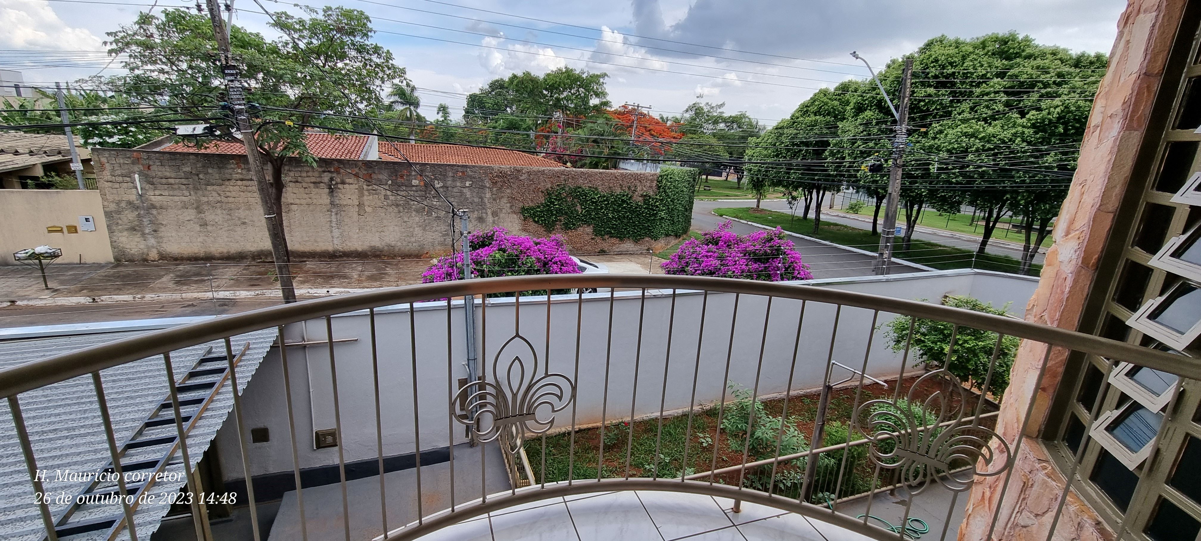 Imagem Sobrado com 4 Quartos à Venda ou Temporada, 250 m²em Setor Jaó - Goiânia Imagem Sobrado com 4 Quartos à Venda ou Temporada, 250 m²em Setor Jaó - Goiânia