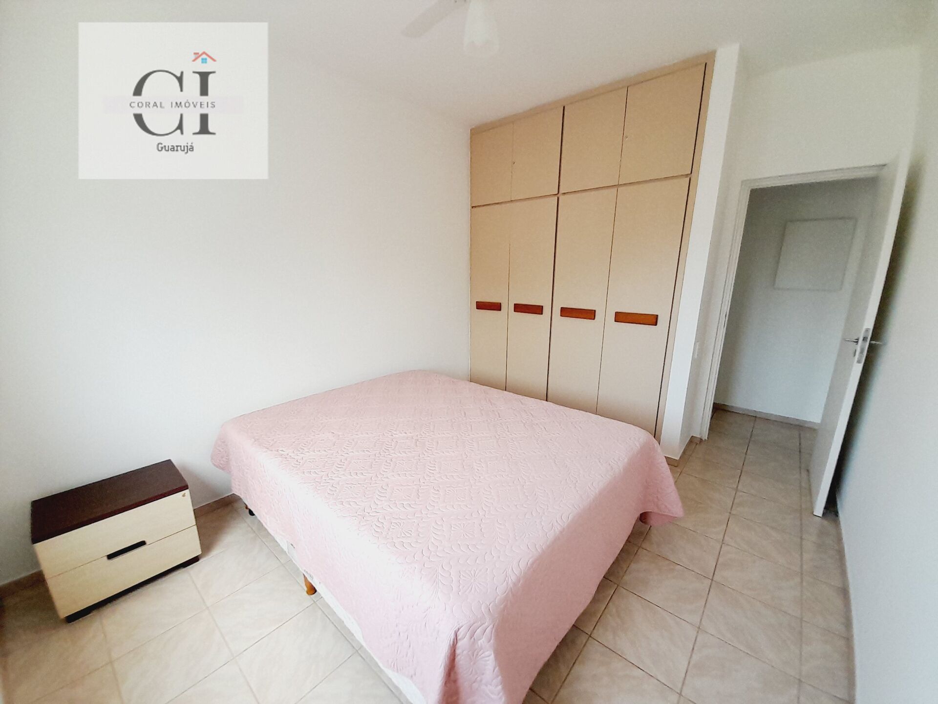 Imagem Apartamento com 3 Quartos à Venda, 95 m² em Pitangueiras - Guarujá Imagem Apartamento com 3 Quartos à Venda, 95 m² em Pitangueiras - Guarujá