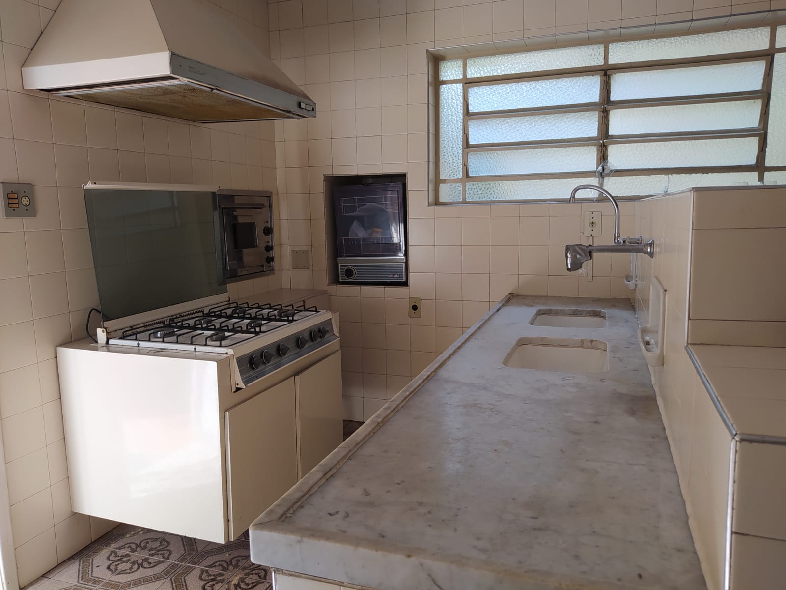 Imagem Casa com 4 Quartos à Venda, 256 m²em Perdizes - São Paulo