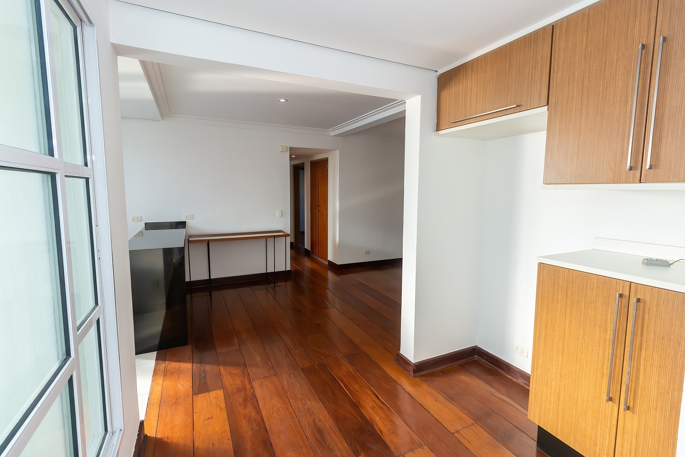 Imagem Apartamento com 2 Quartos à Venda, 98 m²em Itaim Bibi - São Paulo Imagem Apartamento com 2 Quartos à Venda, 98 m²em Itaim Bibi - São Paulo