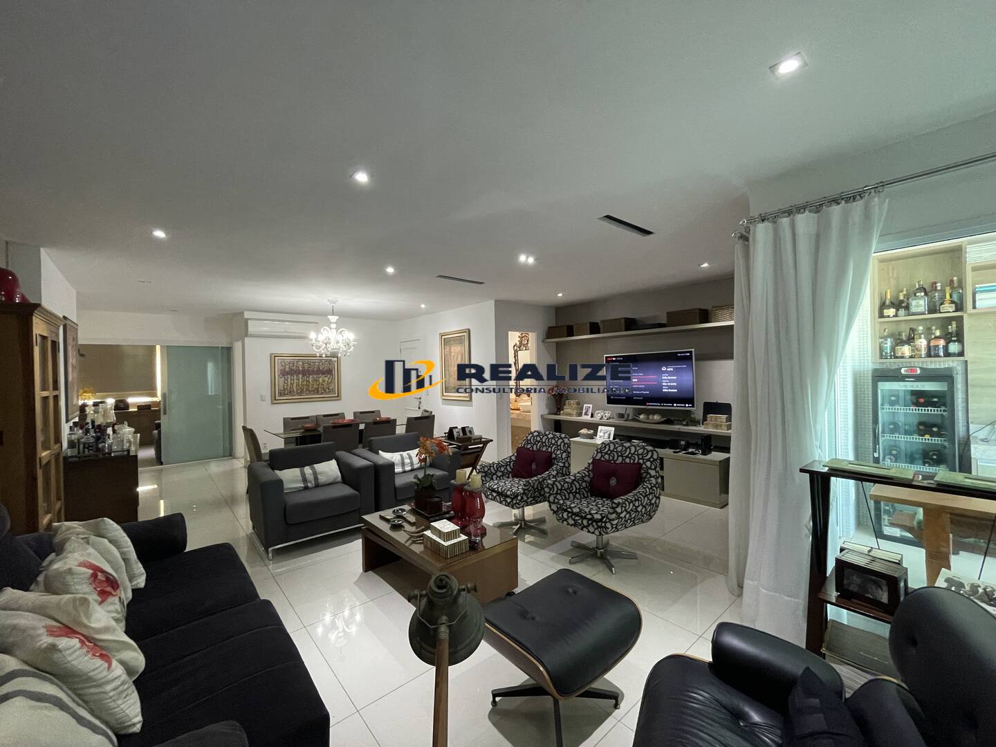 Imagem Apartamento com 3 Quartos à Venda, 160 m²em Centro - Campos dos Goytacazes