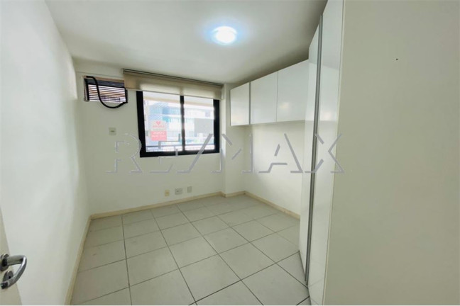 Imagem Apartamento com 2 Quartos à Venda, 85 m² em Vital Brazil - Niterói Imagem Apartamento com 2 Quartos à Venda, 85 m² em Vital Brazil - Niterói