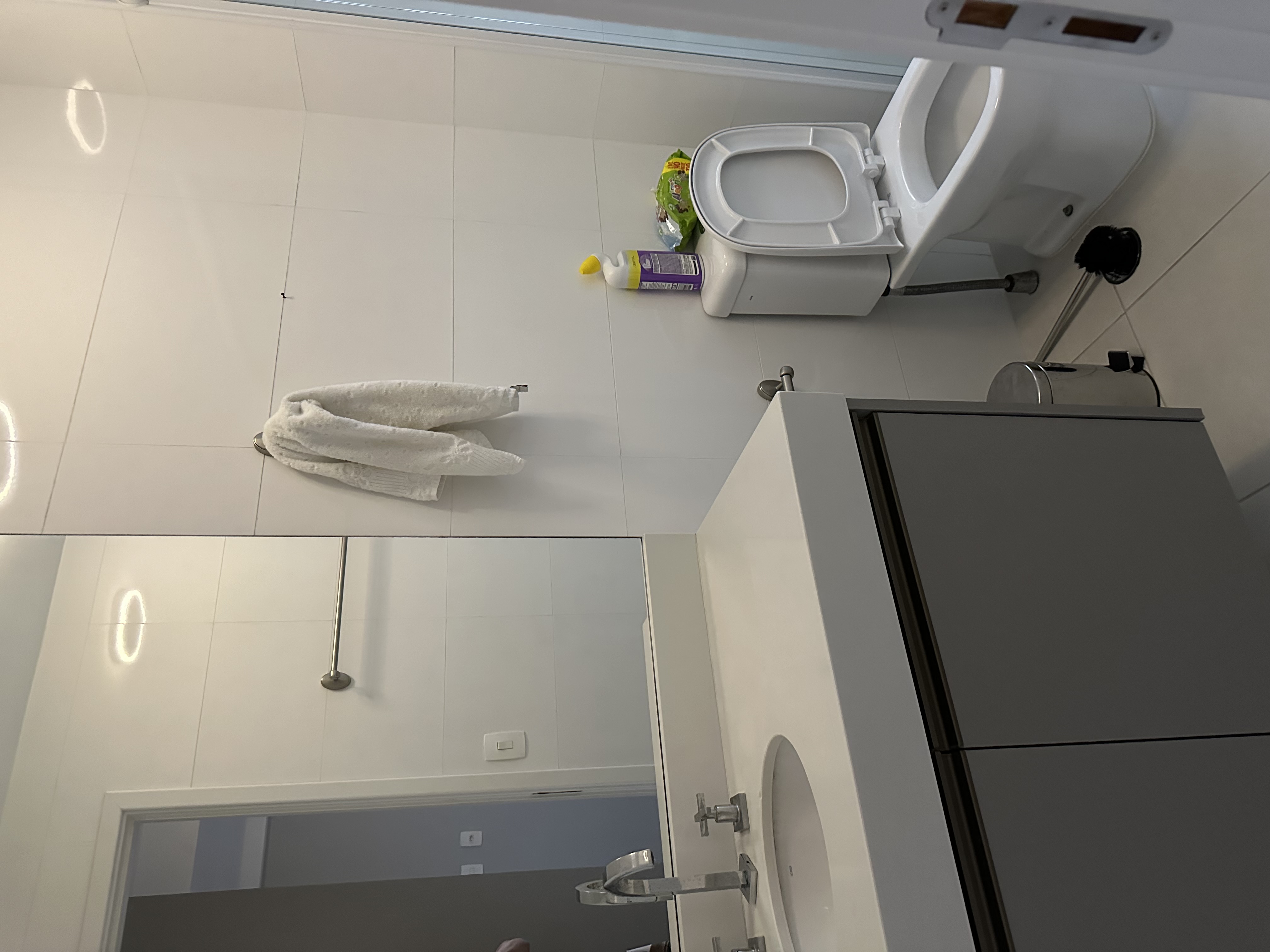 Imagem Apartamento com 2 Quartos para Alugar, 96 m²em Alphaville Empresarial - Barueri Imagem Apartamento com 2 Quartos para Alugar, 96 m²em Alphaville Empresarial - Barueri
