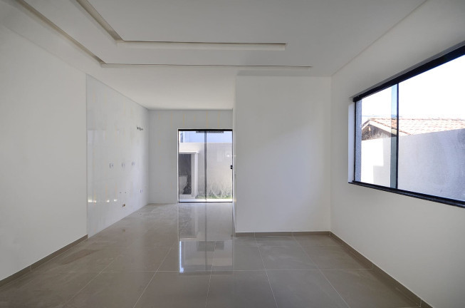 Imagem Sobrado com 3 Quartos à Venda, em Bairro Alto - Curitiba Imagem Sobrado com 3 Quartos à Venda, em Bairro Alto - Curitiba