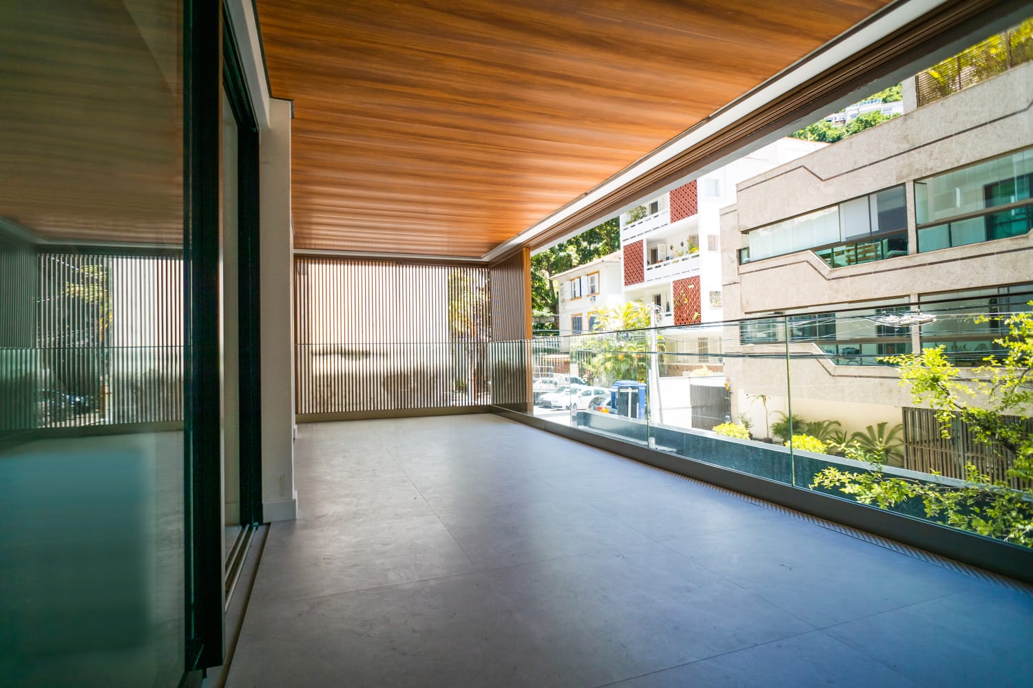 Imagem Apartamento com 3 Quartos à Venda, 146 m²em Lagoa - Rio de Janeiro Imagem Apartamento com 3 Quartos à Venda, 146 m²em Lagoa - Rio de Janeiro