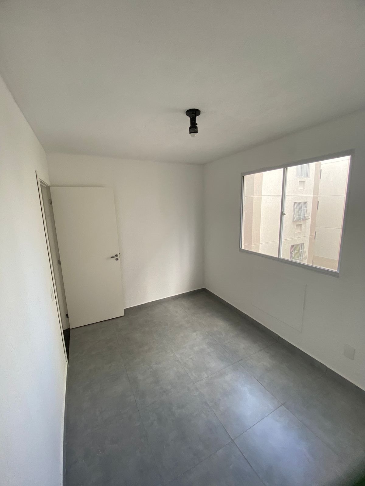 Imagem Apartamento com 2 Quartos à Venda, 45 m² em Bangu - Rio de Janeiro