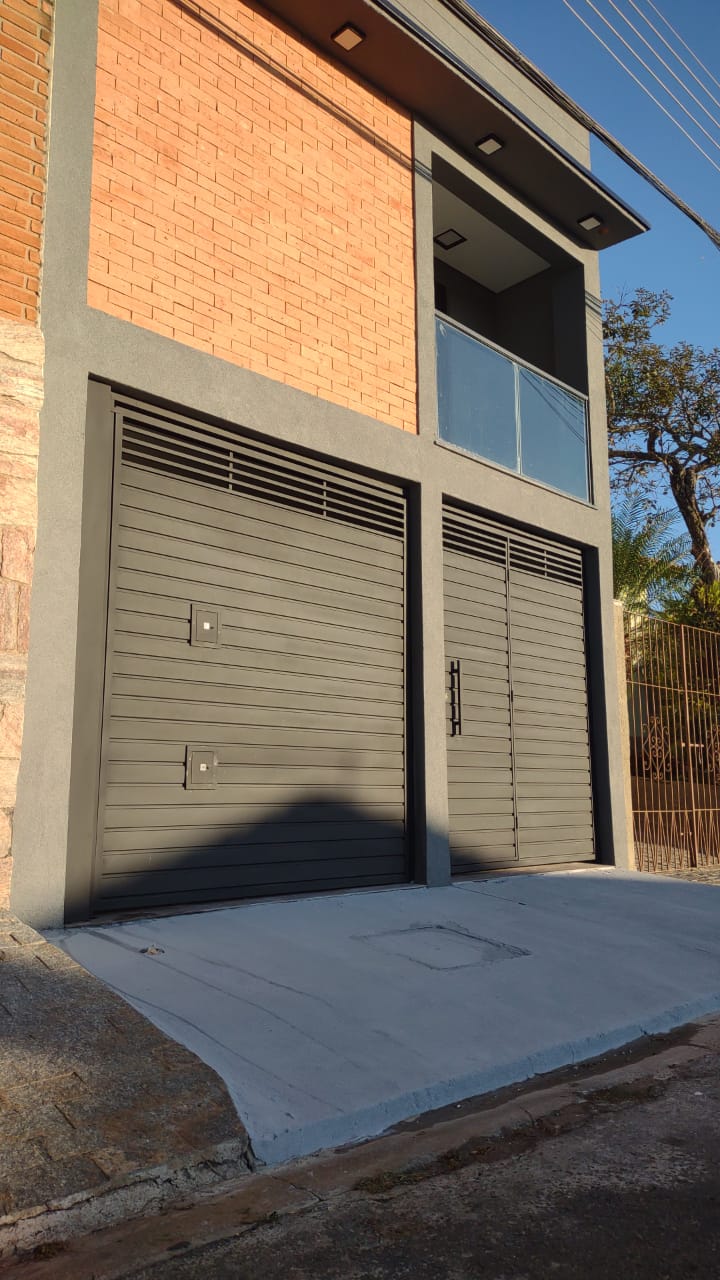 Imagem Casa com 3 Quartos à Venda, 135 m² em Jardim Alvinópolis - Atibaia Imagem Casa com 3 Quartos à Venda, 135 m² em Jardim Alvinópolis - Atibaia