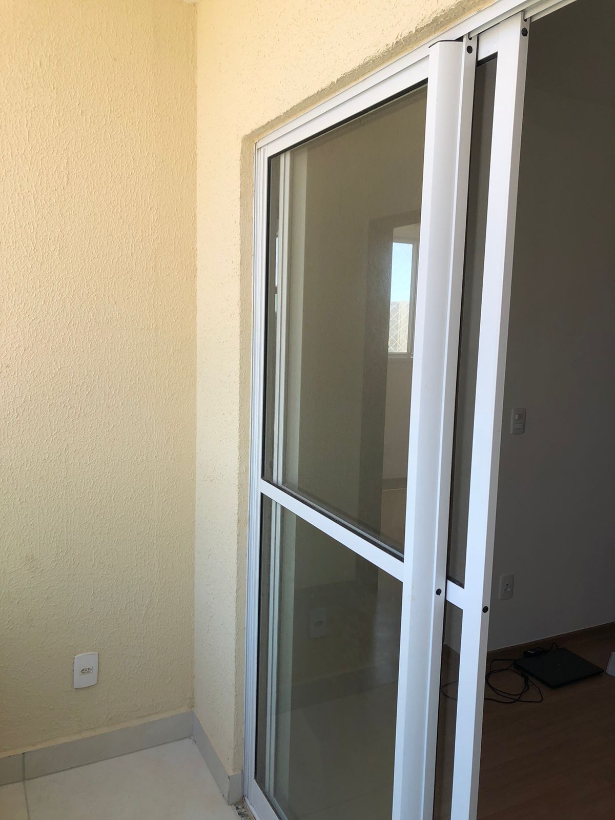 Imagem Apartamento com 2 Quartos para Alugar, em Centro - Lauro de Freitas