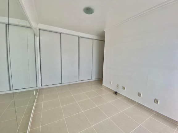 Imagem Apartamento com 4 Quartos à Venda, 145 m² em São Brás - Belém Imagem Apartamento com 4 Quartos à Venda, 145 m² em São Brás - Belém