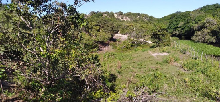 Imagem Terreno à Venda, 5.658 m²em Pajuçara - Natal