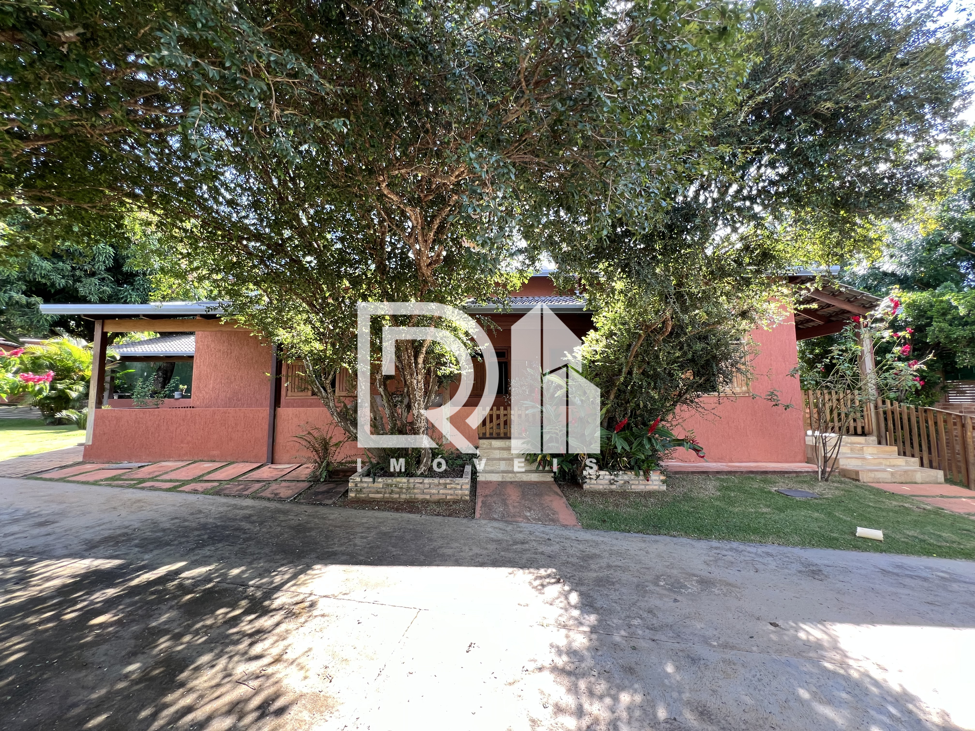 Imagem Casa com 3 Quartos à Venda, 400 m² em Alexânia - Alexânia