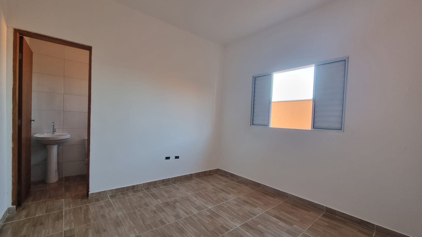 Imagem Casa com 2 Quartos à Venda, 54 m²em JARDIM LINDOMAR - Itanhaém Imagem Casa com 2 Quartos à Venda, 54 m²em JARDIM LINDOMAR - Itanhaém