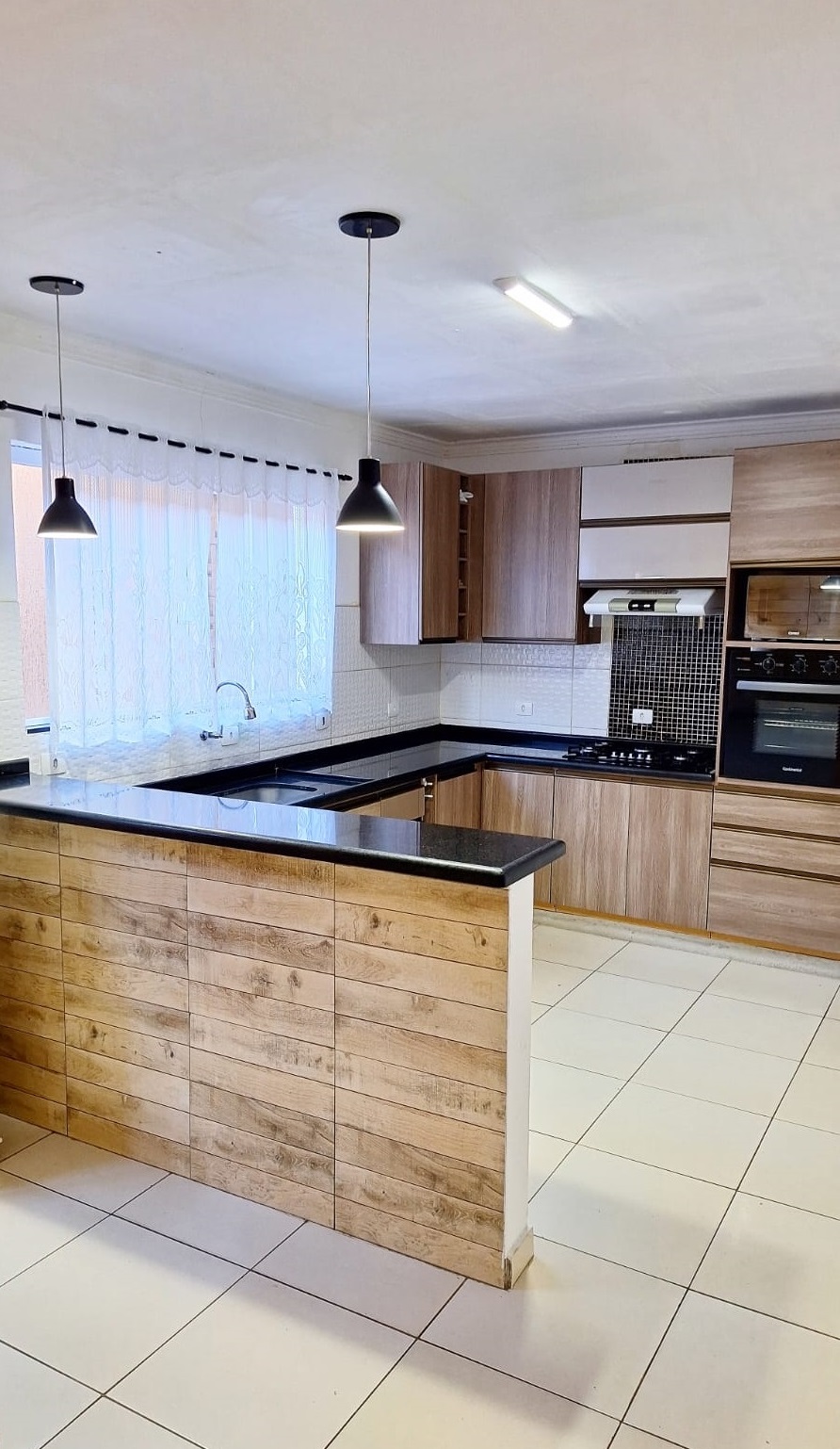 Imagem Sobrado com 3 Quartos à Venda, 120 m²em Bardan - Taubate Imagem Sobrado com 3 Quartos à Venda, 120 m²em Bardan - Taubate
