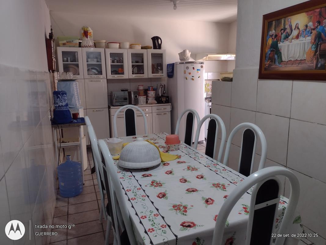 Imagem Sobrado com 6 Quartos à Venda, 180 m²em Cidade da Esperança - Natal Imagem Sobrado com 6 Quartos à Venda, 180 m²em Cidade da Esperança - Natal