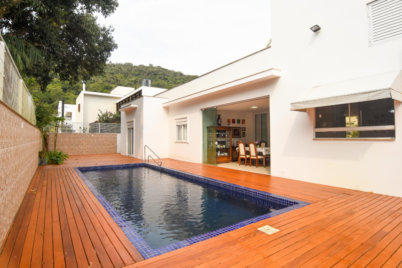 Imagem Casa com 4 Quartos à Venda, 345 m²em Ponta das Canas - Florianópolis