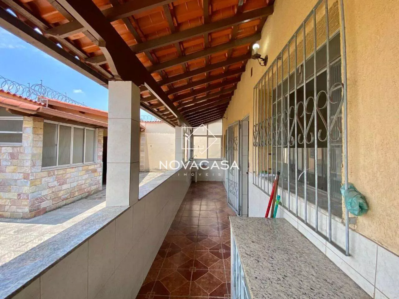 Imagem Casa com 3 Quartos à Venda, 147 m² em Heliópolis - Belo Horizonte Imagem Casa com 3 Quartos à Venda, 147 m² em Heliópolis - Belo Horizonte