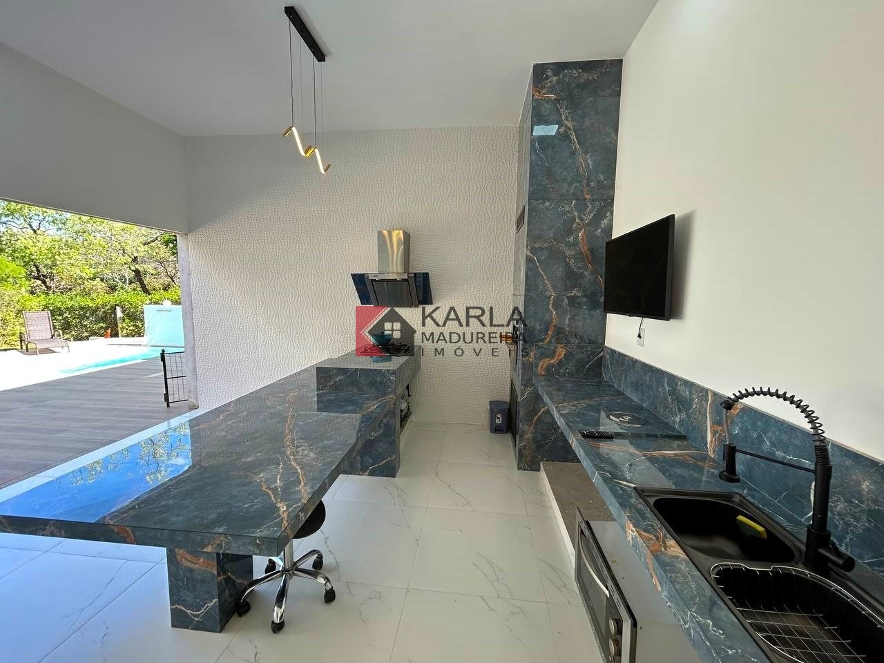 Imagem Casa de Condomínio com 4 Quartos à Venda, 183 m²em Estância das Petúnias - Lagoa Santa Imagem Casa de Condomínio com 4 Quartos à Venda, 183 m²em Estância das Petúnias - Lagoa Santa