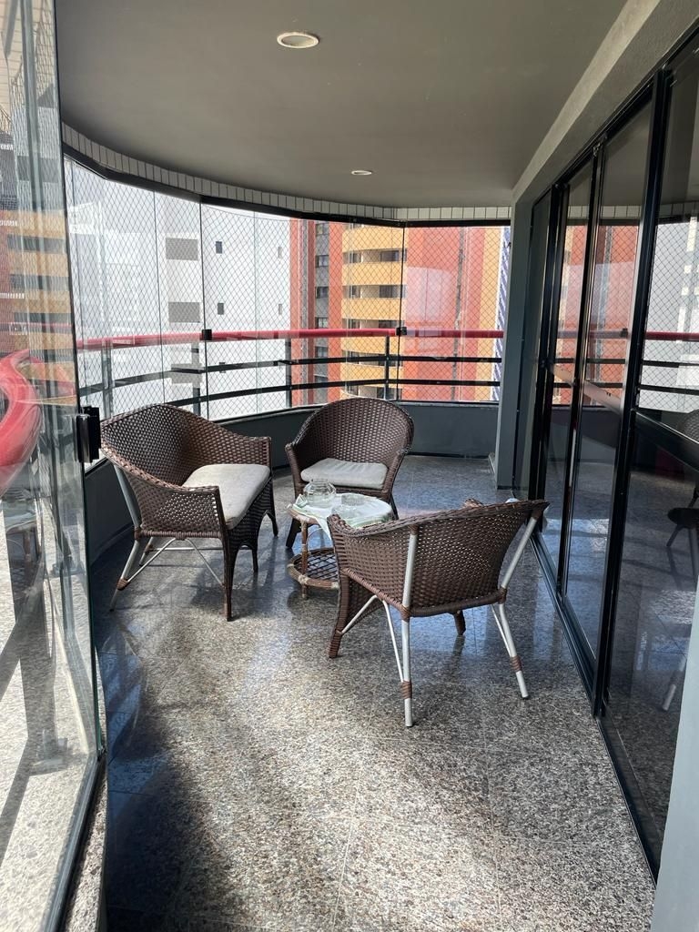 Imagem Apartamento com 3 Quartos à Venda, 225 m²em Meireles - Fortaleza
