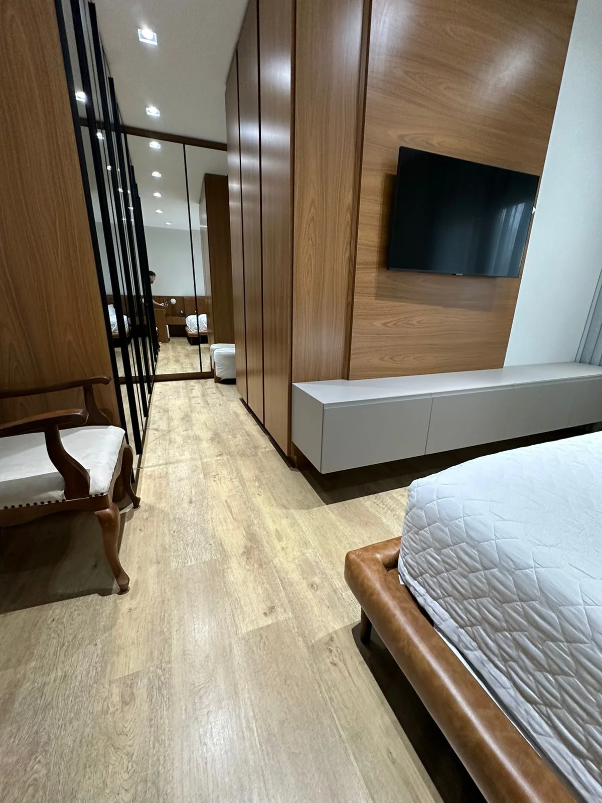 Imagem Apartamento com 4 Quartos à Venda, 161 m²em Centro - Balneário Camboriú Imagem Apartamento com 4 Quartos à Venda, 161 m²em Centro - Balneário Camboriú