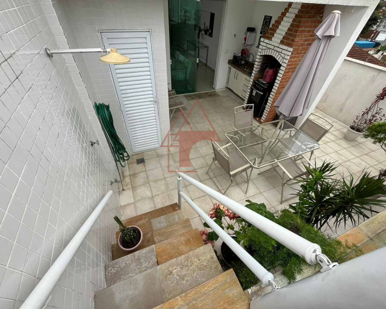 Imagem Sobrado com 3 Quartos à Venda, 151 m²em Embaré - Santos