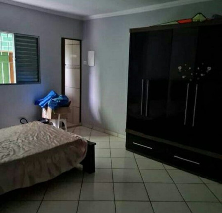 Imagem Sobrado com 5 Quartos à Venda,  em Jardim Roberto - Osasco