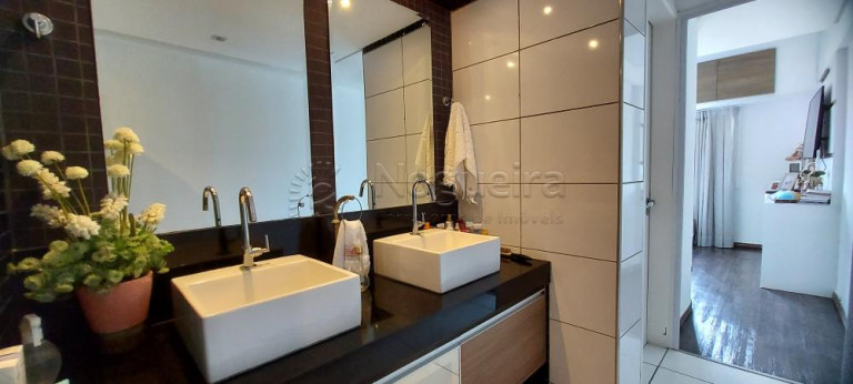 Imagem Apartamento com 3 Quartos à Venda, 180 m² em Boa Viagem - Recife