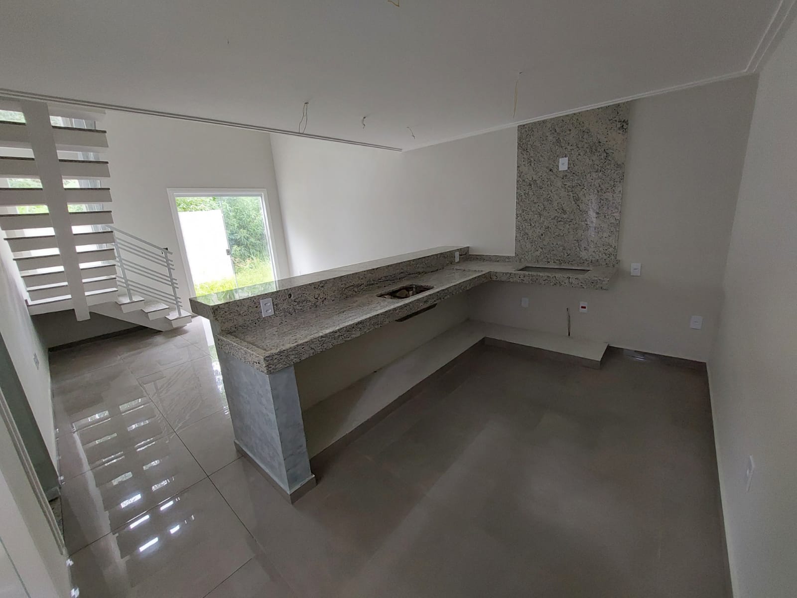 Imagem Casa de Condomínio com 2 Quartos à Venda, 98 m² em Campo Grande - Rio de Janeiro Imagem Casa de Condomínio com 2 Quartos à Venda, 98 m² em Campo Grande - Rio de Janeiro