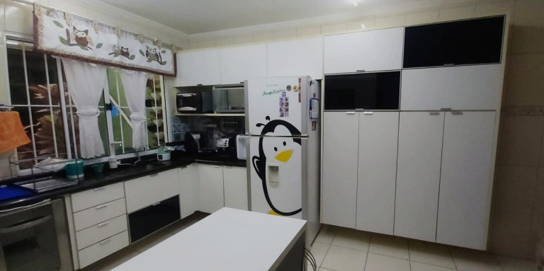Imagem Sobrado com 3 Quartos à Venda ou Temporada, 204 m²em Centreville - Santo André Imagem Sobrado com 3 Quartos à Venda ou Temporada, 204 m²em Centreville - Santo André