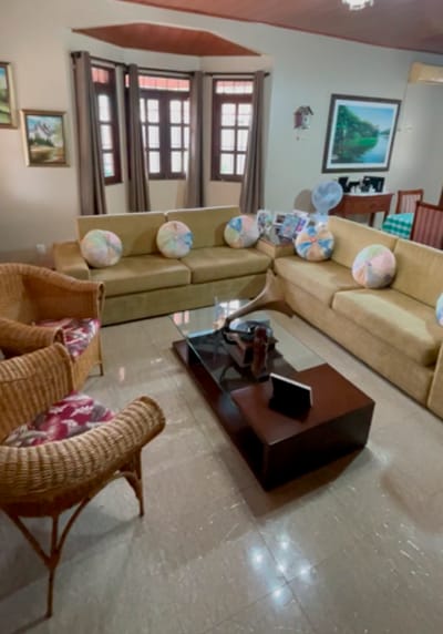 Imagem Casa com 4 Quartos à Venda, 236 m² em Tarumã - Manaus Imagem Casa com 4 Quartos à Venda, 236 m² em Tarumã - Manaus