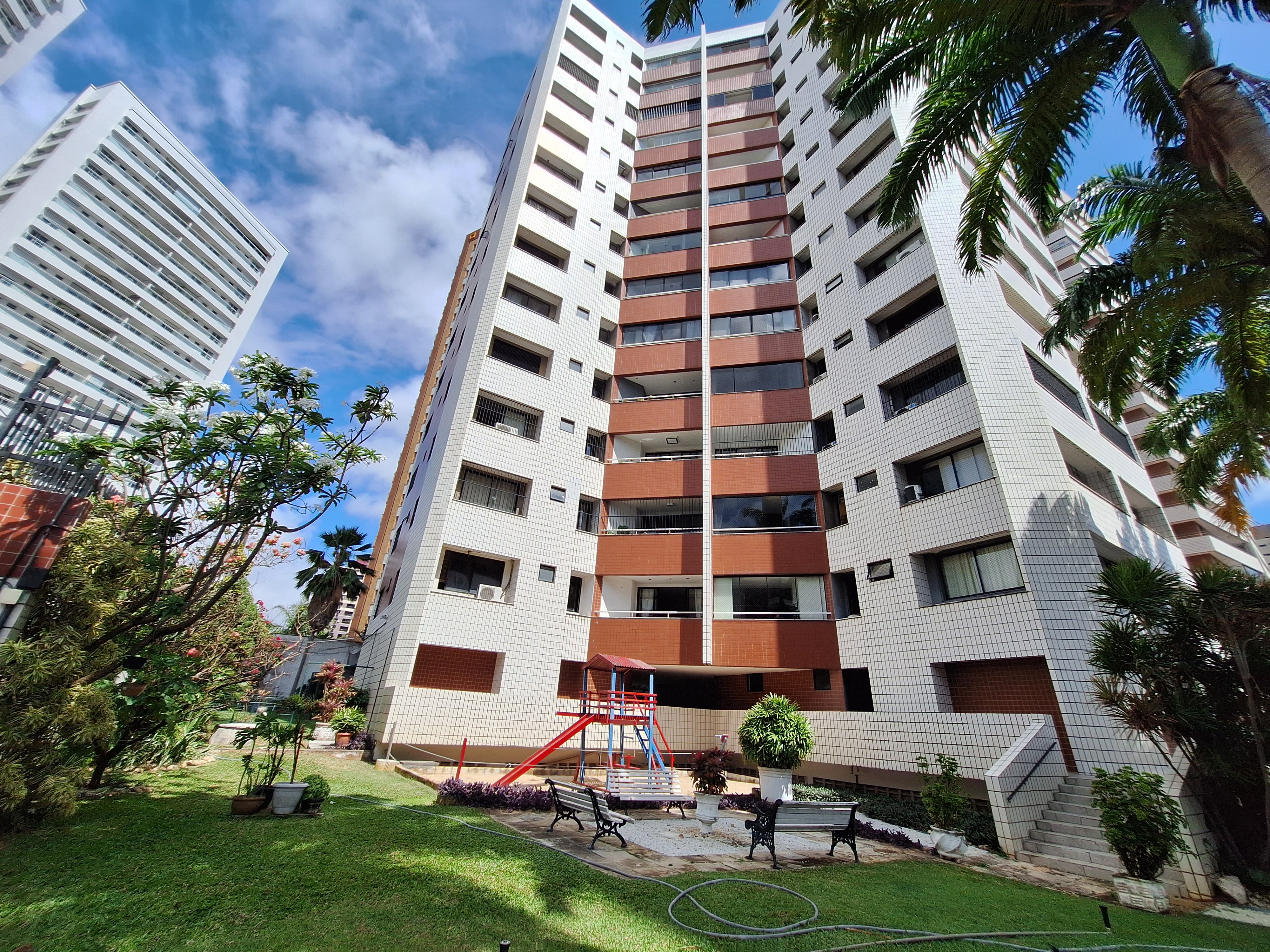 Imagem Apartamento com 3 Quartos à Venda, 128 m² em Aldeota - Fortaleza Imagem Apartamento com 3 Quartos à Venda, 128 m² em Aldeota - Fortaleza
