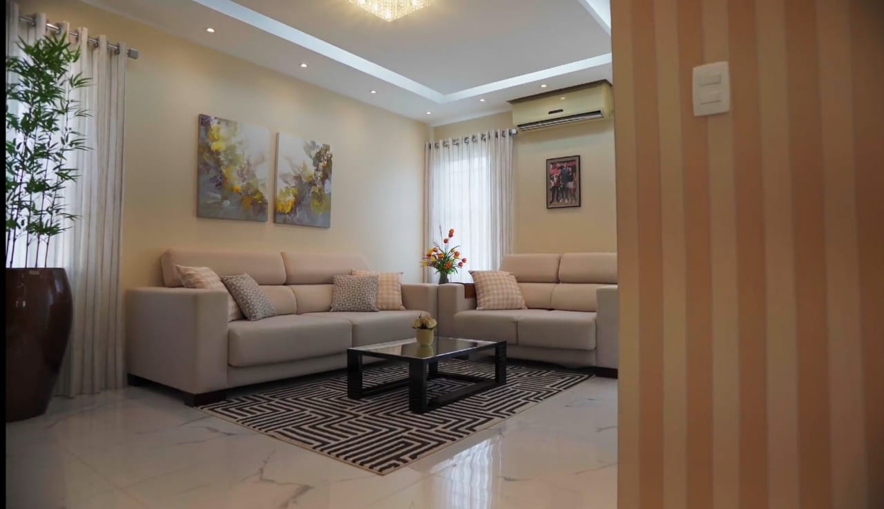 Imagem Casa de Condomínio com 4 Quartos à Venda, 205 m²em Novo Aleixo - Manaus Imagem Casa de Condomínio com 4 Quartos à Venda, 205 m²em Novo Aleixo - Manaus