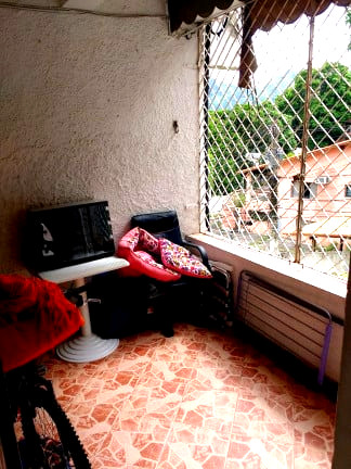 Imagem Casa de Vila com 2 Quartos à Venda,  em Encantado - Rio de Janeiro