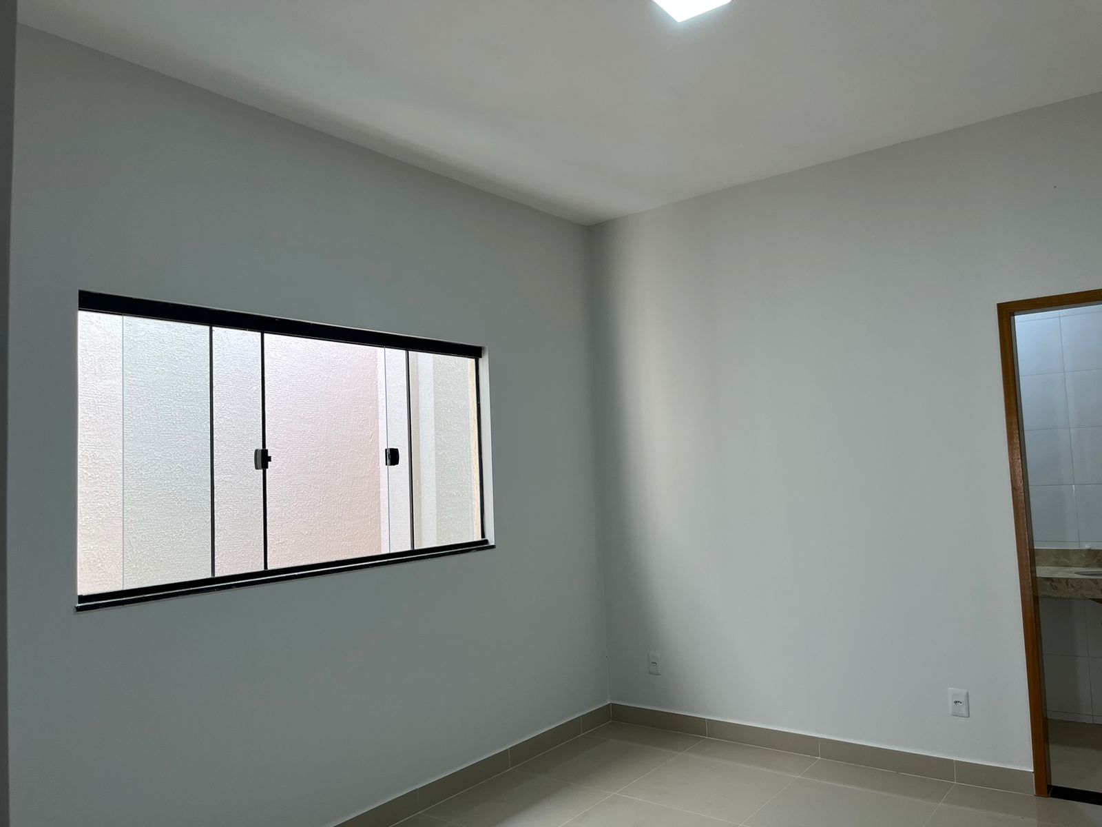 Imagem Casa com 3 Quartos à Venda, 108 m²em Parque João Braz - Cidade Industrial - Goiânia Imagem Casa com 3 Quartos à Venda, 108 m²em Parque João Braz - Cidade Industrial - Goiânia