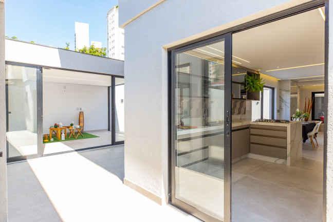 Imagem Sobrado com 3 Quartos à Venda, 200 m² em Santo Amaro - São Paulo